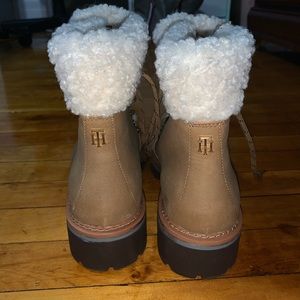tommy hilfiger boots.